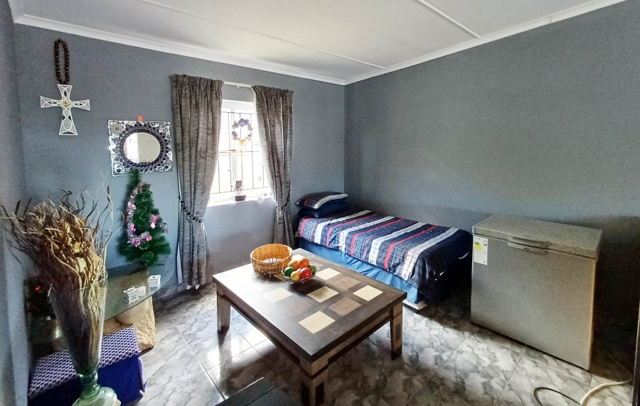 10 Bedroom Property for Sale in Kleinmond Western Cape